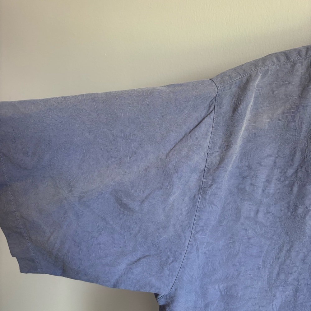 ⭐️⭐️⭐️Men’s Tommy Bahama 100% Silk Relax shirt Hawaiian Blue size Large - Picture 5 of 12